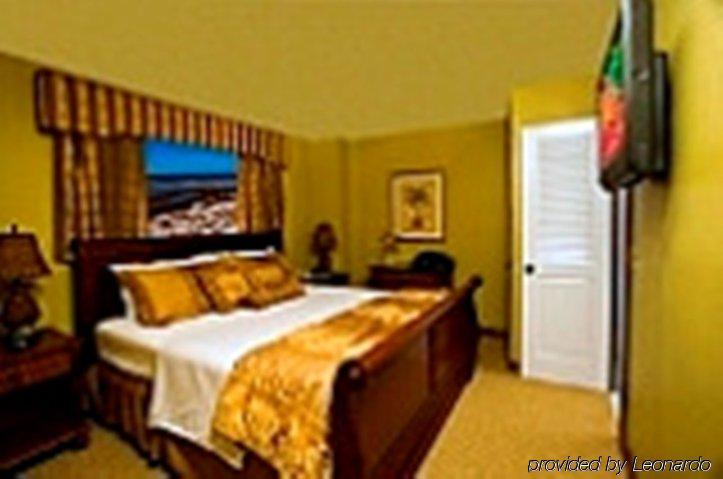 Shell Island Resort - All Oceanfront Suites Wrightsville Beach Room photo